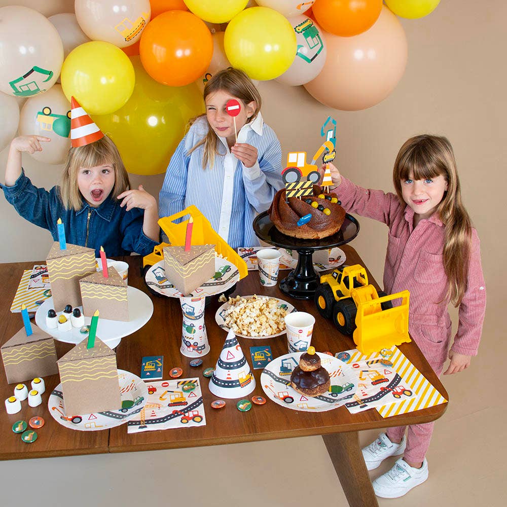 My Little Day – wholesale Engångsplatta – Papperstallrikar med byggarbetsplatsmotiv, 8-pack1