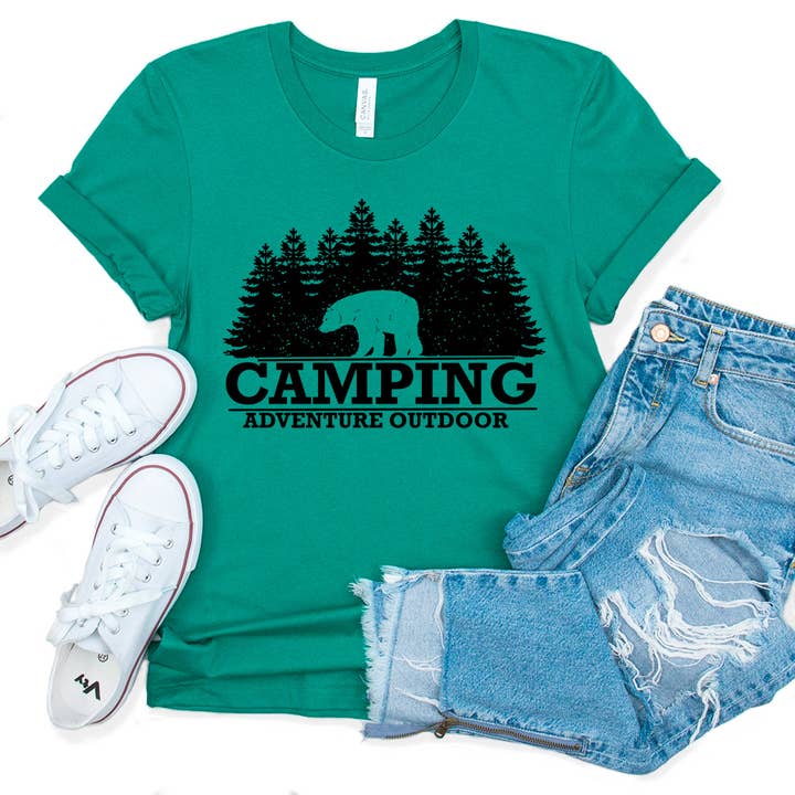 Camping-Abenteuer außerhalb des Grafik-T-Shirts für den Großhandel von Kids By Kissed Apparel