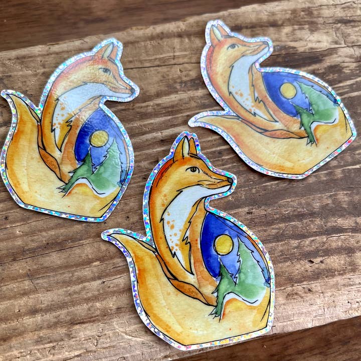 Autocollant à paillettes Night Fox pour la vente par Holly Sage Art
