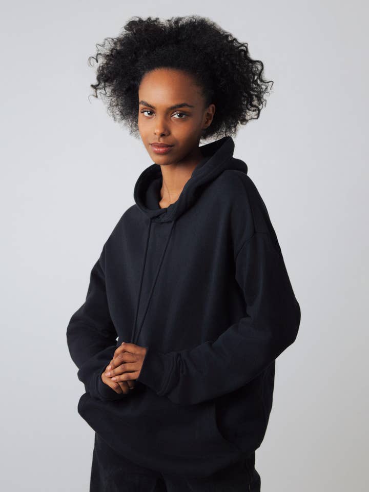 Heavy Hoodie Women for wholesale by Honest Basics