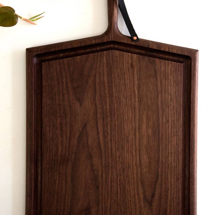 KHEM Studios - Wholesale Cutting Board - Cutting Board with Juice Groove Mega Whale Bone7