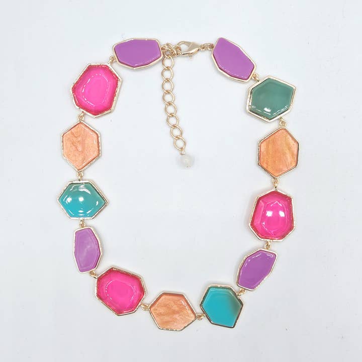 LORIANE CREATION - Wholesale Pendant/Charm Necklace - Short acrylic necklace NK20241021-10MN1