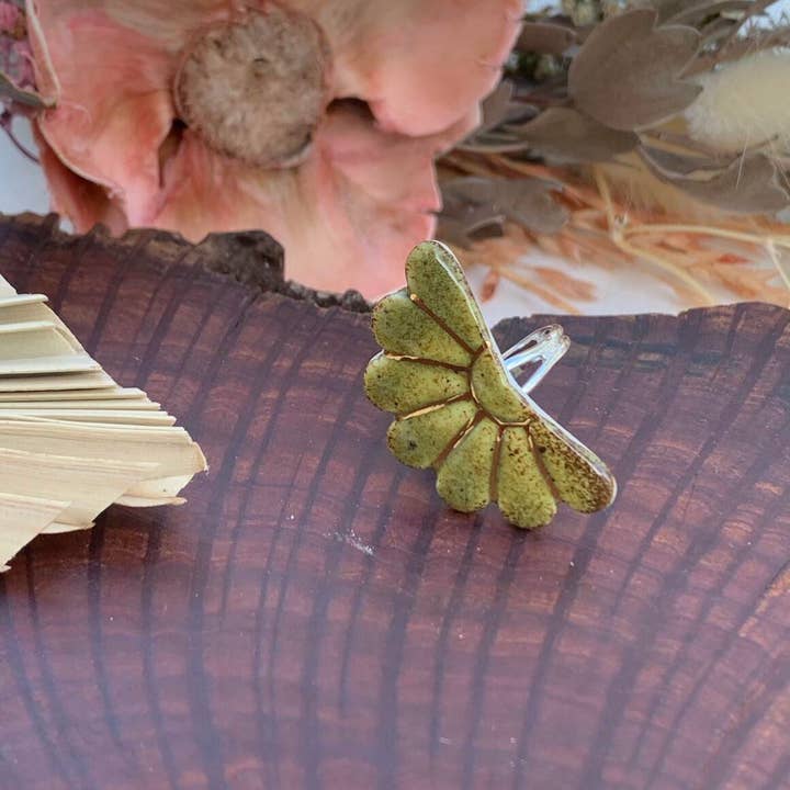 Wolf and Clay Pty Ltd - Wholesale Cocktail/statement ring - Emma - Porcelain Ring3