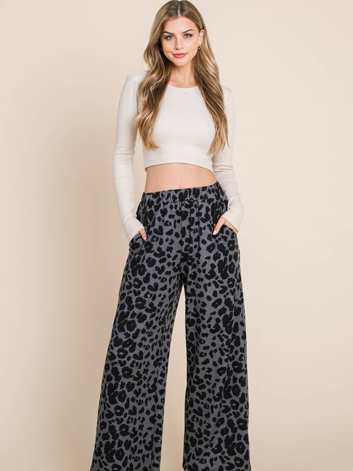 BOMBOM - Wholesale Pants - Women's - PA1069 WIDE-LEG DRAPEY PANTS