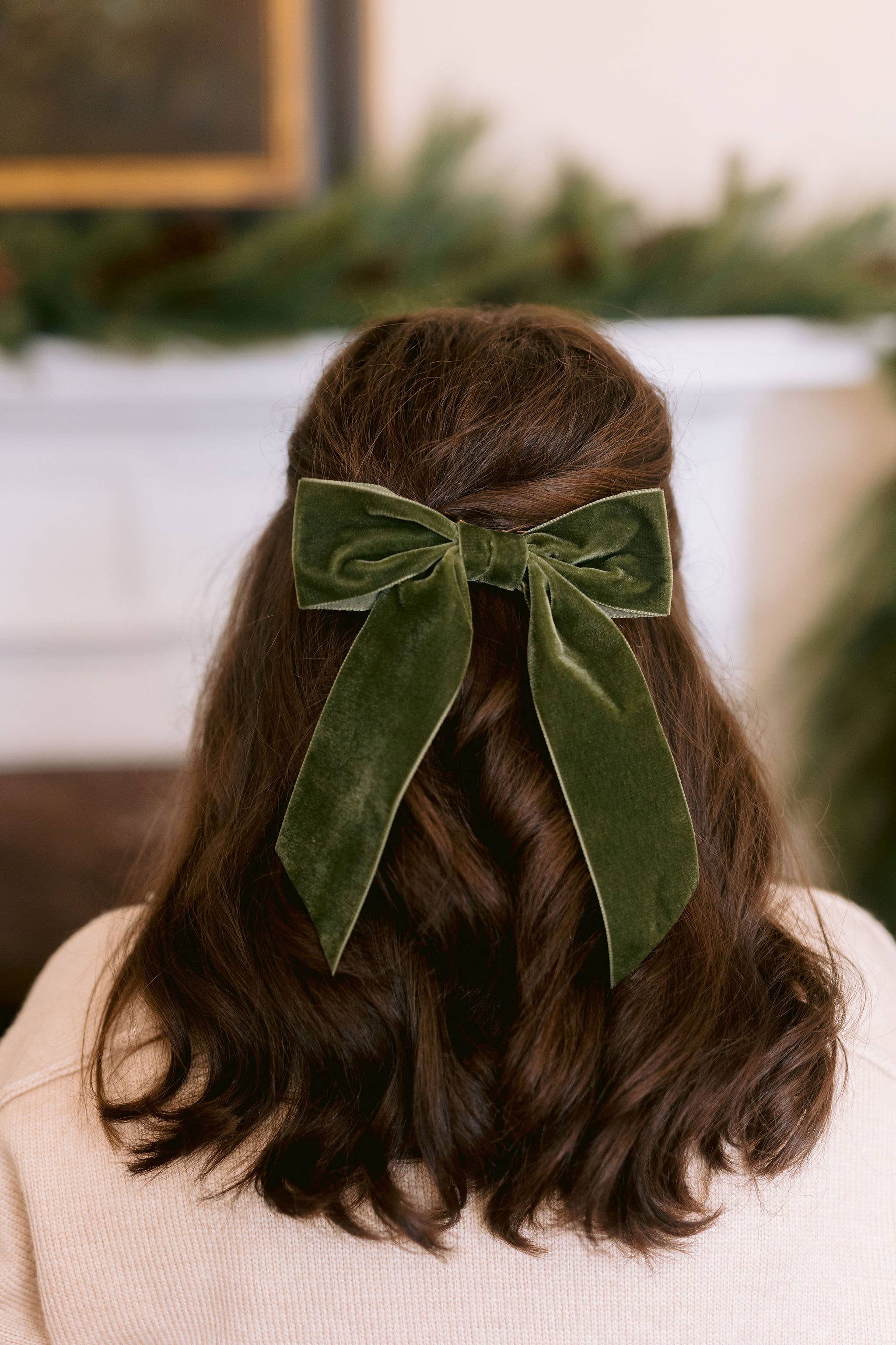 Grace & Grandeur - Wholesale Hair Bow - Women's - Large Velvet Hair Bow Barrette for Women | Bailee Bow0