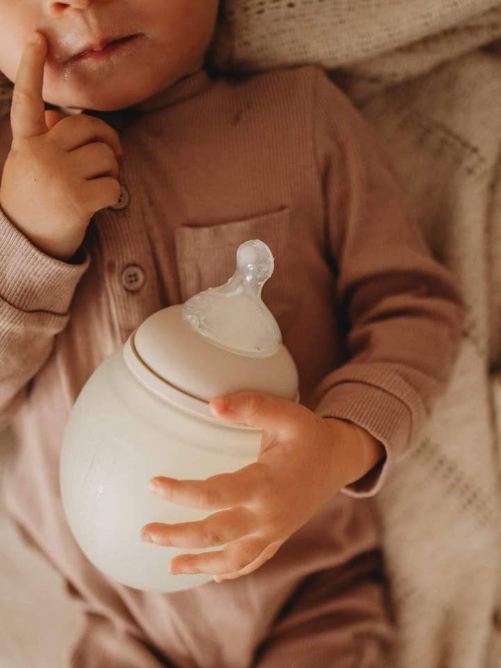 Babydrikke flaske 330 ml (11 oz) for engroshandel hos Élhée