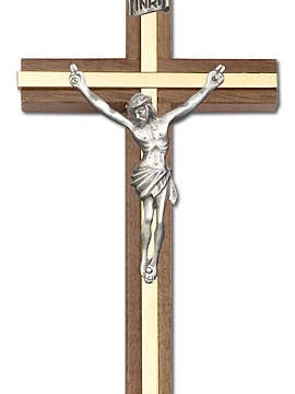 Croix murale en forme de crucifix pour la vente par Tony’s Jewelry