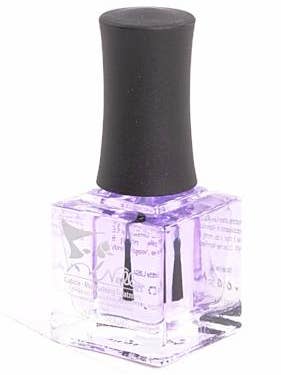 Traitement hydratant pour ongles et cuticules Nella pour les mains et les pieds pour la vente par Nella Beauty