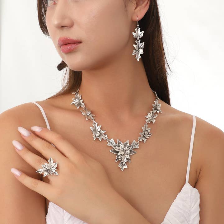 Hadley Jewelry - Vendita all'ingrosso Anelli cocktail/statement - Anello a forma di foglia placcato in argento Sterling 925 K.