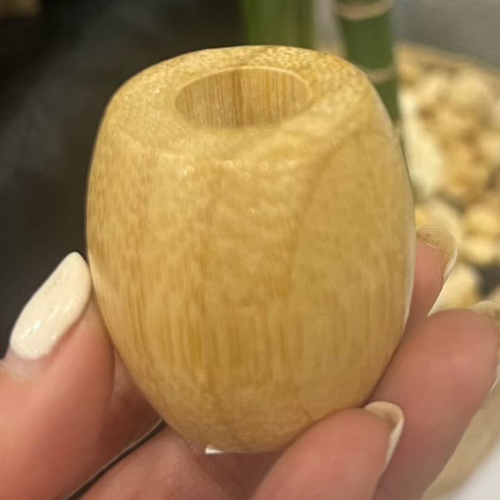Porte-brosse à dents en bambou pour la vente par CaroQuilla Bamboo Essentials