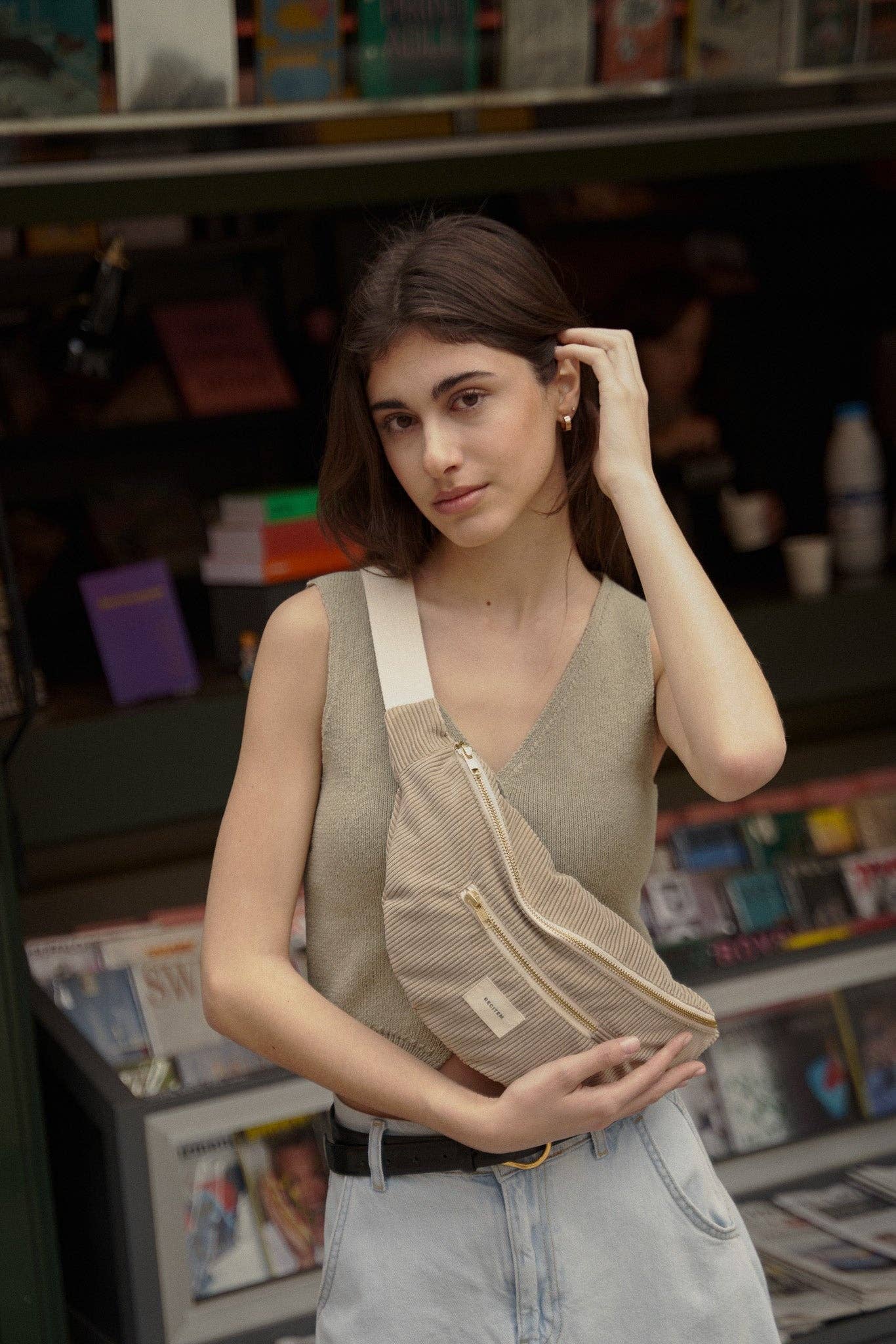 Recitem – Großhandel Umhängetasche – Unisex – Banane Matéo3