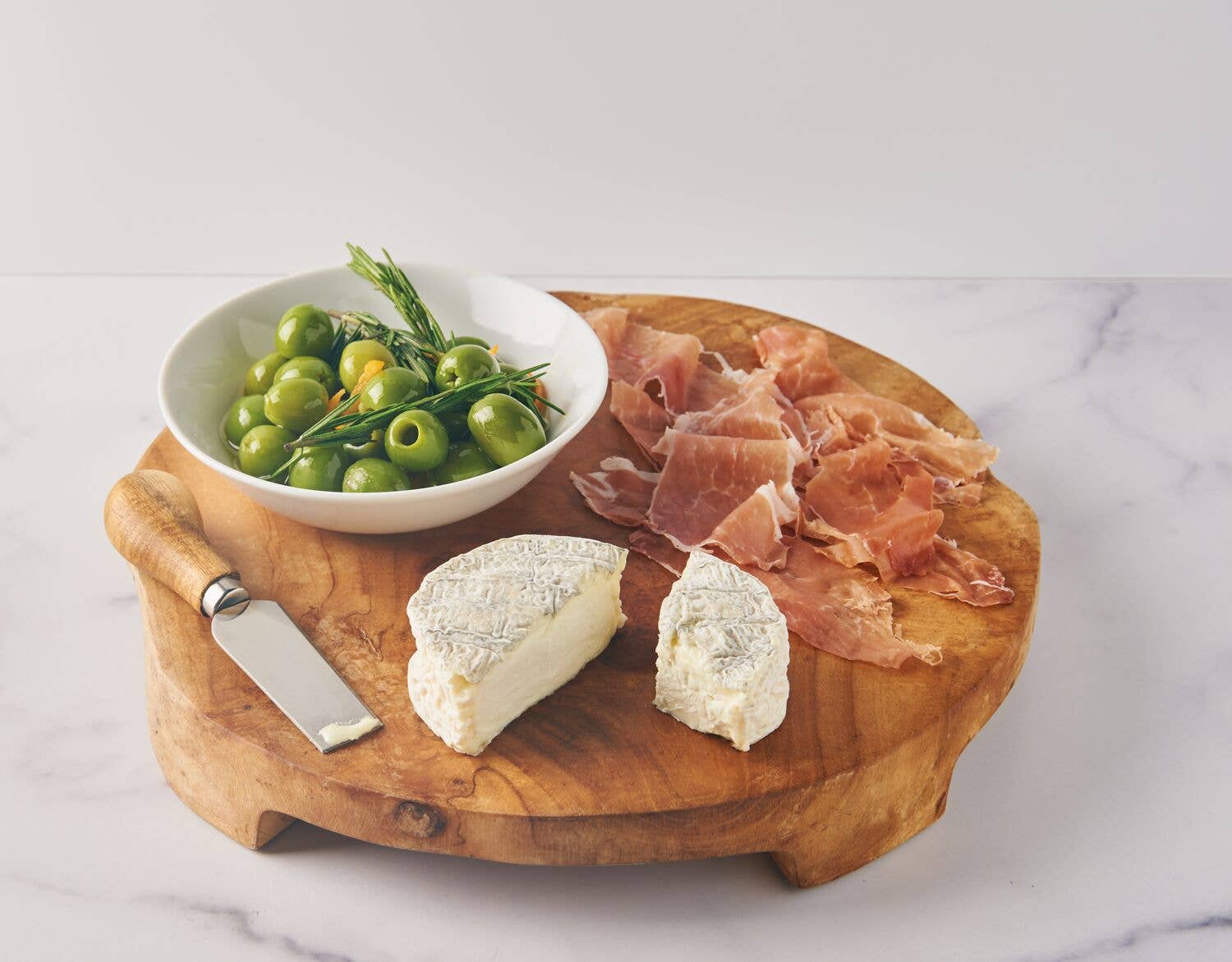 Divina - Wholesale Olives - Organic Pitted Castelvetrano Olives2