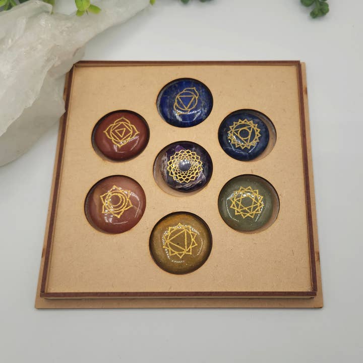 Meraki Gemstones - Wholesale Spiritual Stone/Crystal - Chakra Crystal Set-Round Shape-Yoga/Meditation Wooden Box