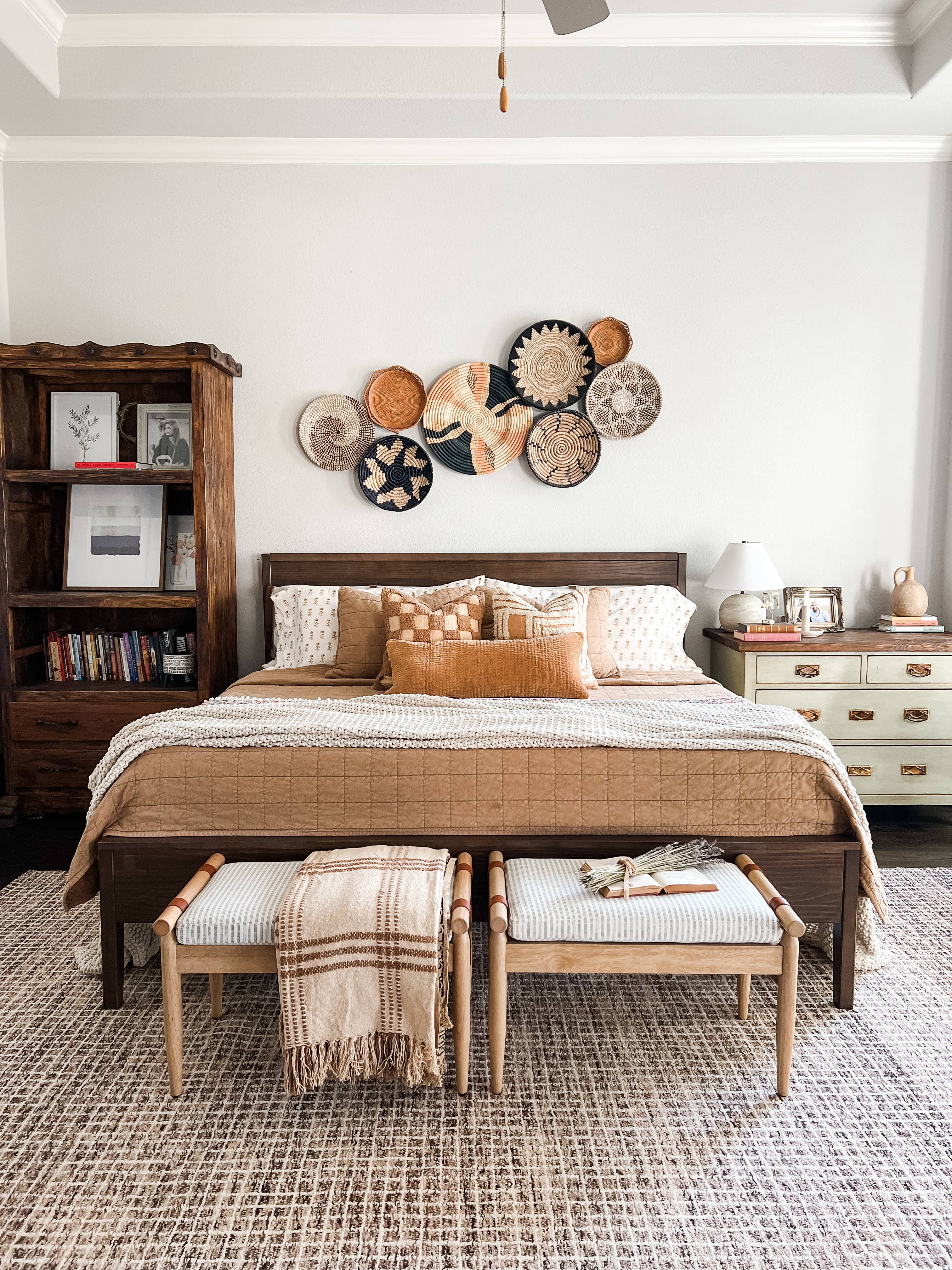 Casa Amarosa – wholesale Throw/decorative pillow – Tarika Checkered Crochet Accent Pillow, Beige- 18x18 Inch6