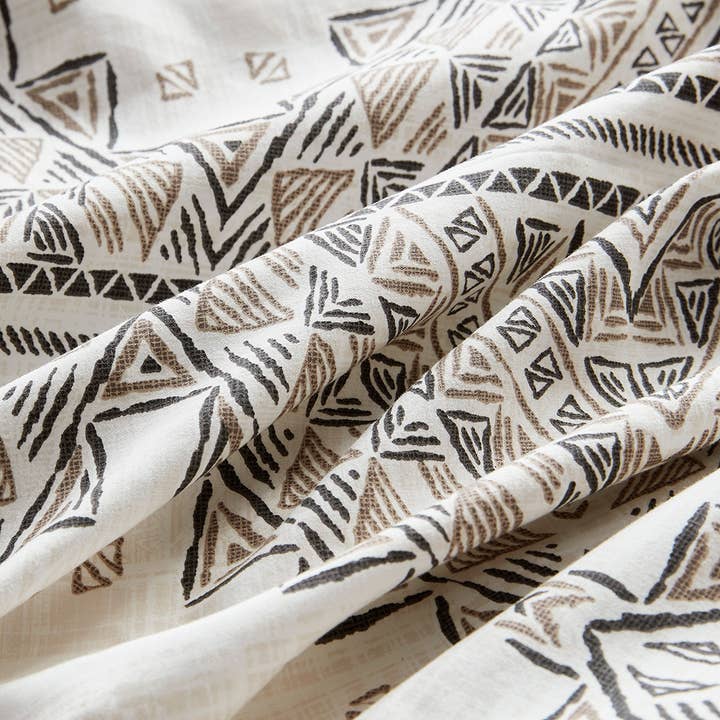 Olliix - Wholesale Bedding Set - 4 Piece Boho Printed Comforter/Duvet Cover Set, Beige/Ivory4