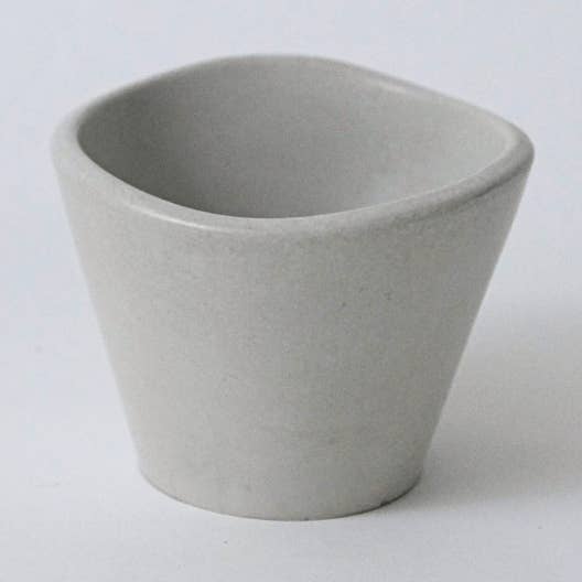 Vaisseau Asymétrique pour la vente par Mindful Cements