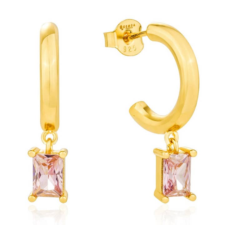 Pink Candy Baguette Charm Hoepeloorbellen 18kt goud op sterling zilver voor wholesale door GEMSA LONDON