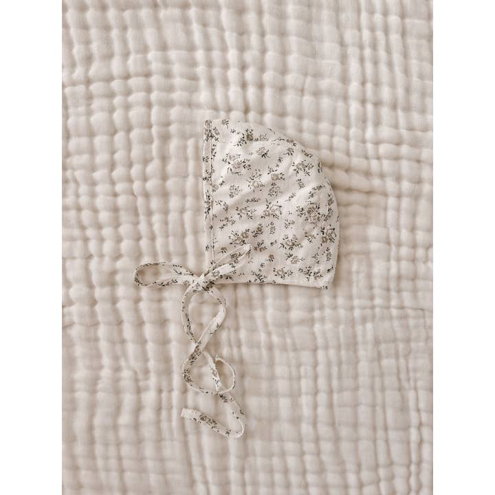 blue daisy - Wholesale Bonnet – baby - Bonnet in Darling Buds Floral - PRE ORDER1