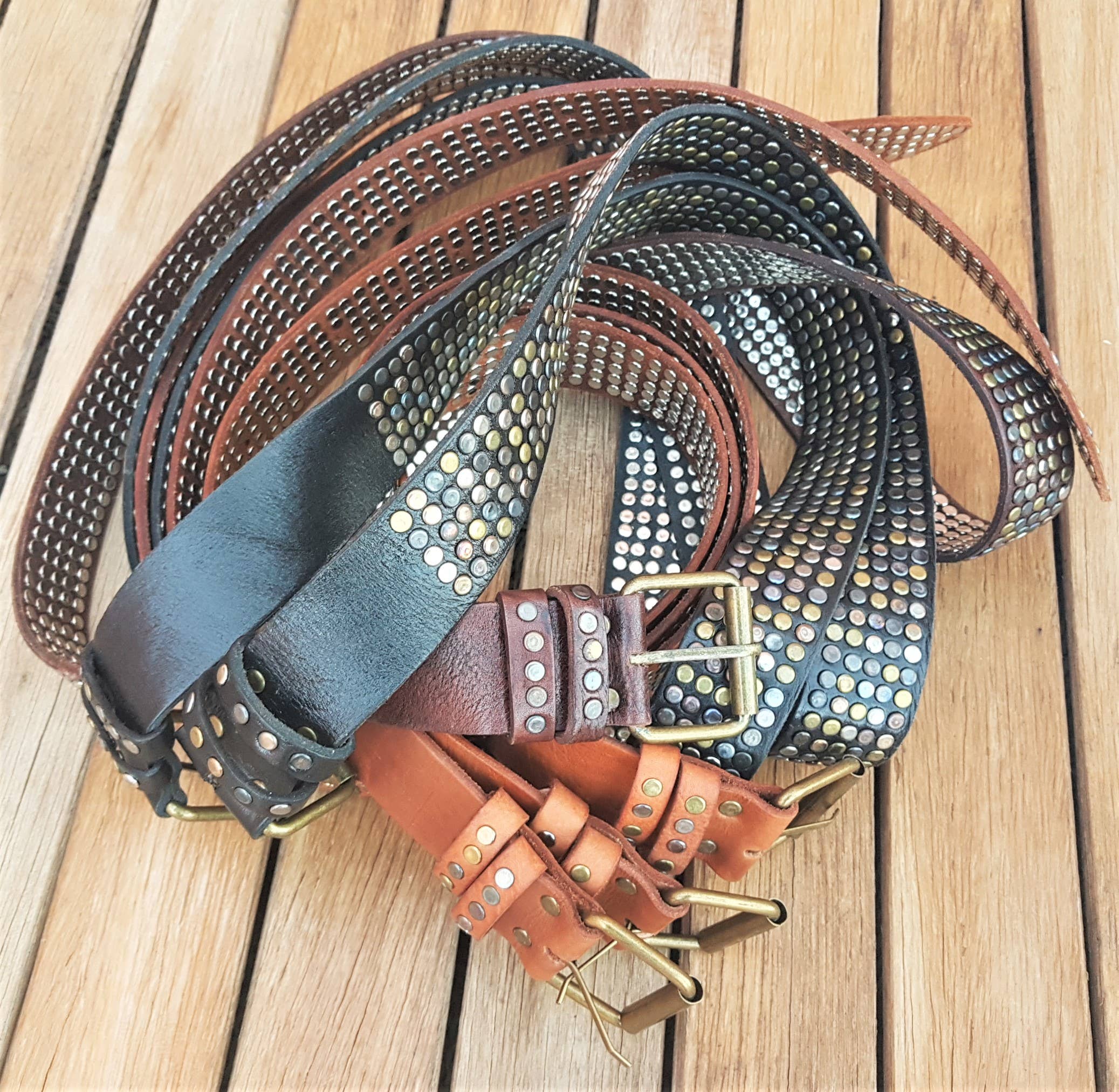 FBandCo – Engroshandel Bælte - Unisex – Bælte, (4 cm) Håndlavet med Nitter i Læder, Messingspænde.8