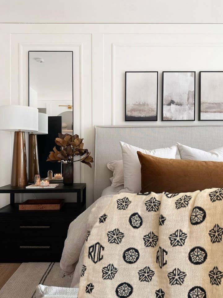 Rochester NY Cotton Woven Blanket Gift for Upstate New York and other Purchase Wholesale upstate. Free Returns & Net 60 Terms on Faire trending on Faire.