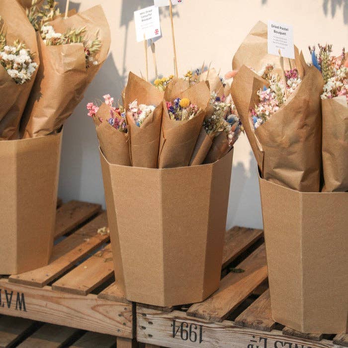 LSF Wholesale – wholesale Dried/pressed flowers – Mini Dried Colourful Bouquet (pack of 10)4