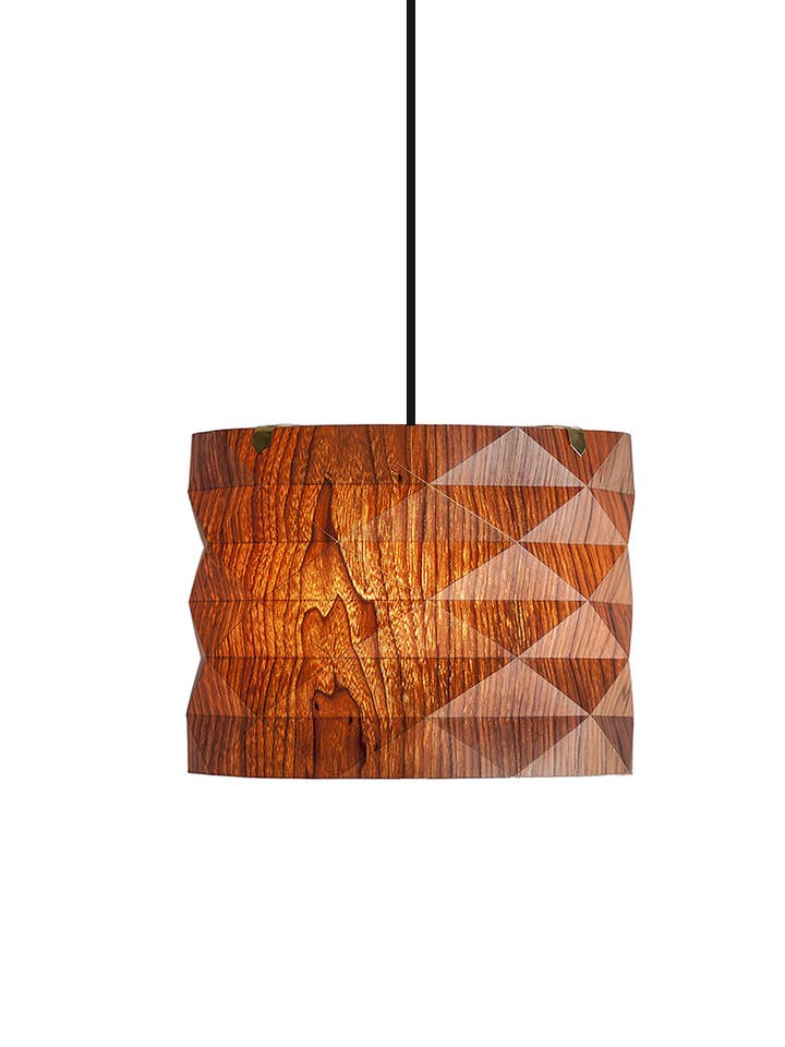 Foldet lampeskærm i naturligt træ, akrylbelagt for engroshandel hos DM + PARTNERS