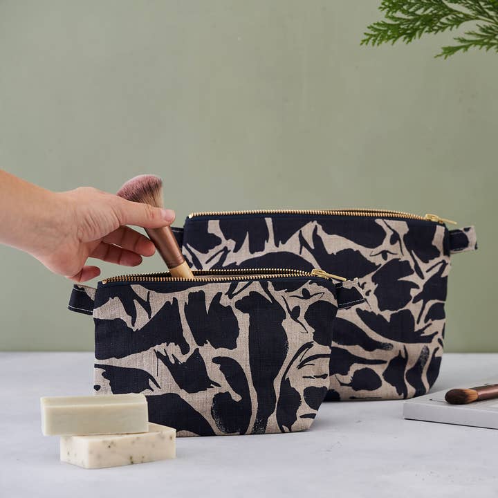 Blasta Henriet – wholesale Toiletry bag – women's – Toiletry Bag - 100% Linen