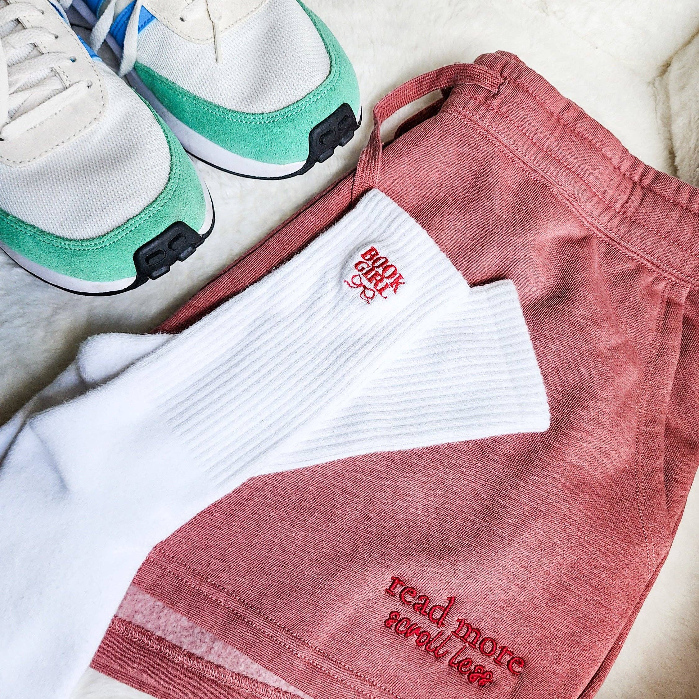 The Bean Workshop - Vendita all'ingrosso Calzini - Donna - Calzini Ricamati Ragazza Libro2