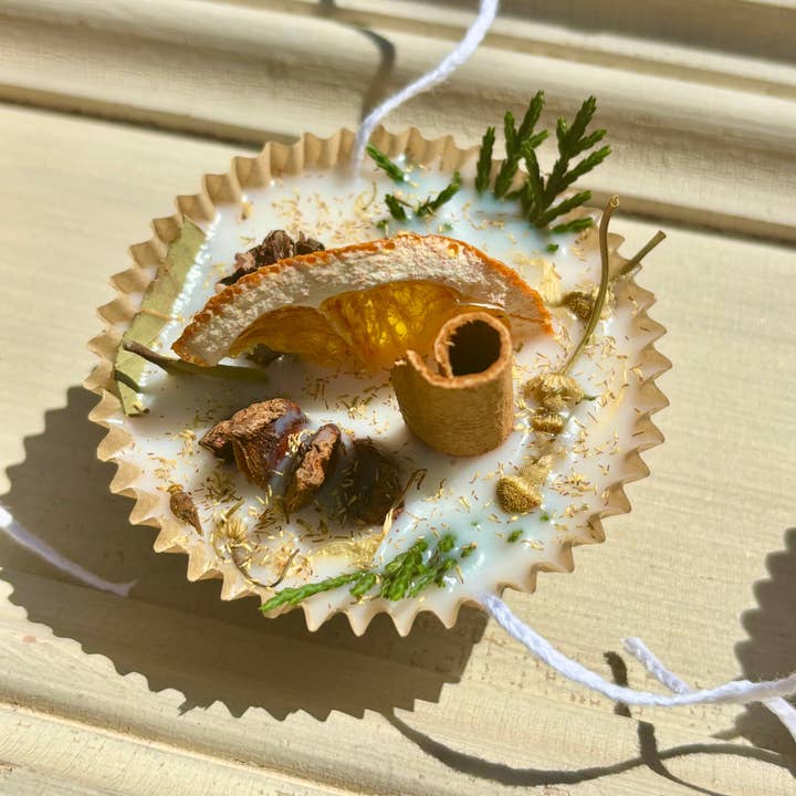 Mana Market Co. - Wholesale Party Favor - Soy Wax Fire Starter Scented Sachet and Wax Melt Favors & Gifts5