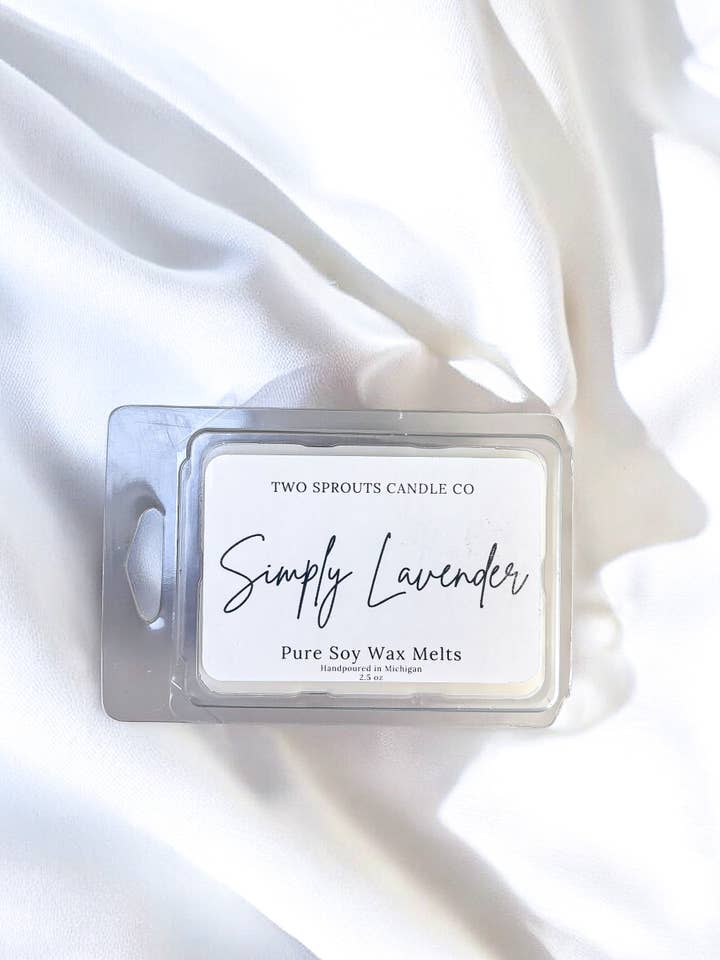 Fondants de cire Simply Lavender pour la vente par Two Sprouts Candle Co