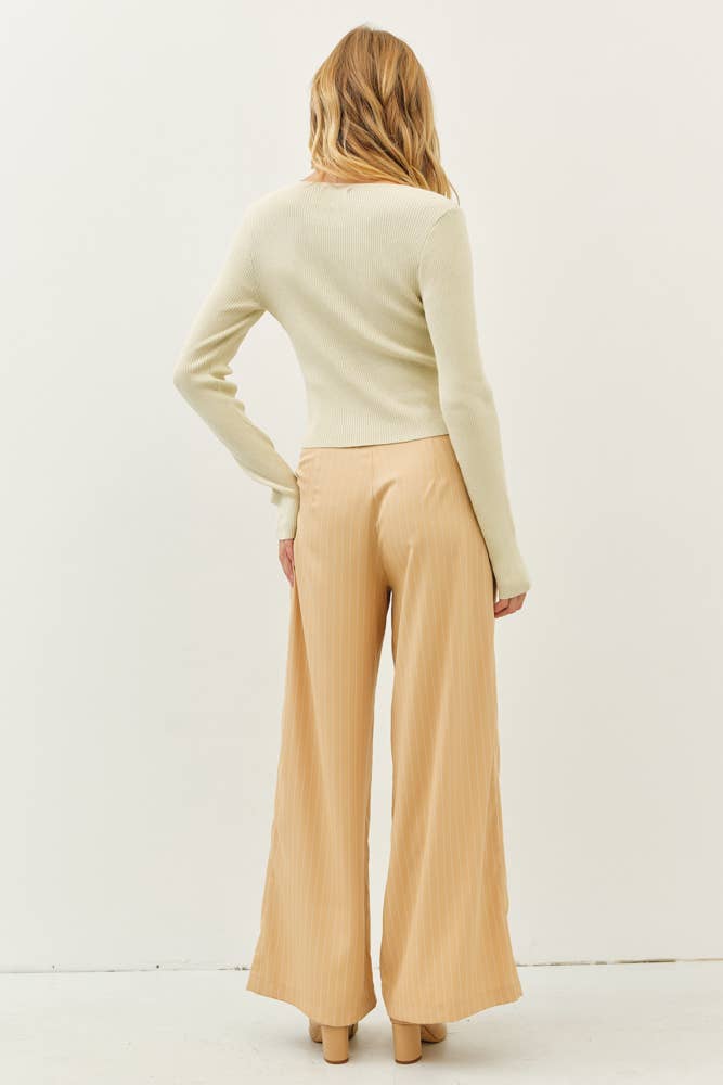 idem ditto – Großhandel Strickpullover – Damen – BOLD STATEMENT METALLIC STRICKPULLOVER MIT SCHLEIFEN17