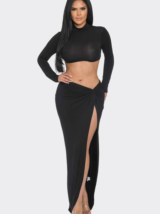 TOP MED NAKKEHALSET OG LANGT NEDERDELSÆT for engroshandel hos DIOSA