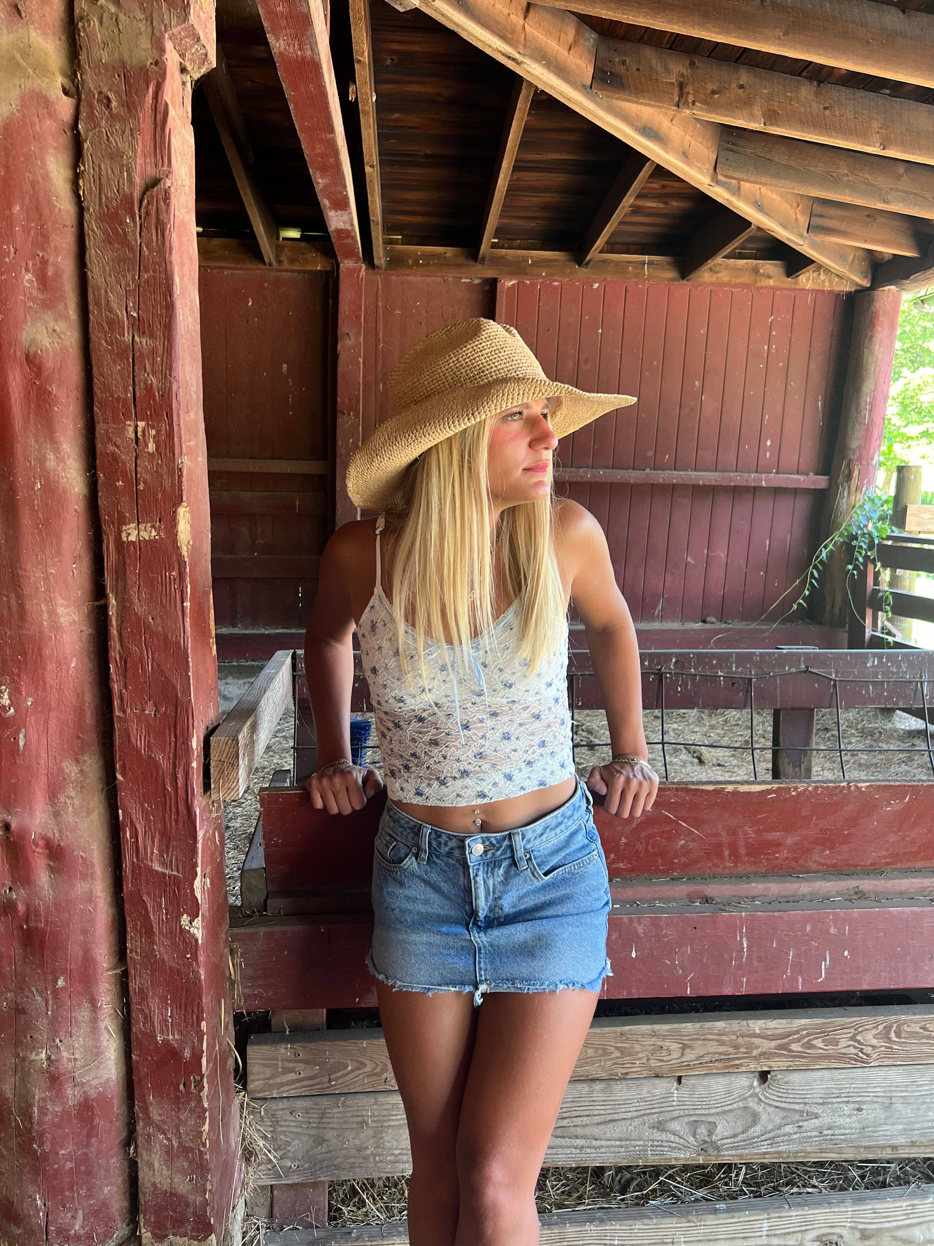 Chloe Alexis - Vente Chapeau de cowboy – femme - Le Levi - Chapeau de Cowboy en Raphia5