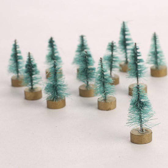 Factory Direct Craft – Árvore de Natal artificial por atacado – Árvores em Miniatura de Escova de Garrafa Verde Fosca de 1" (Saco de 12)1