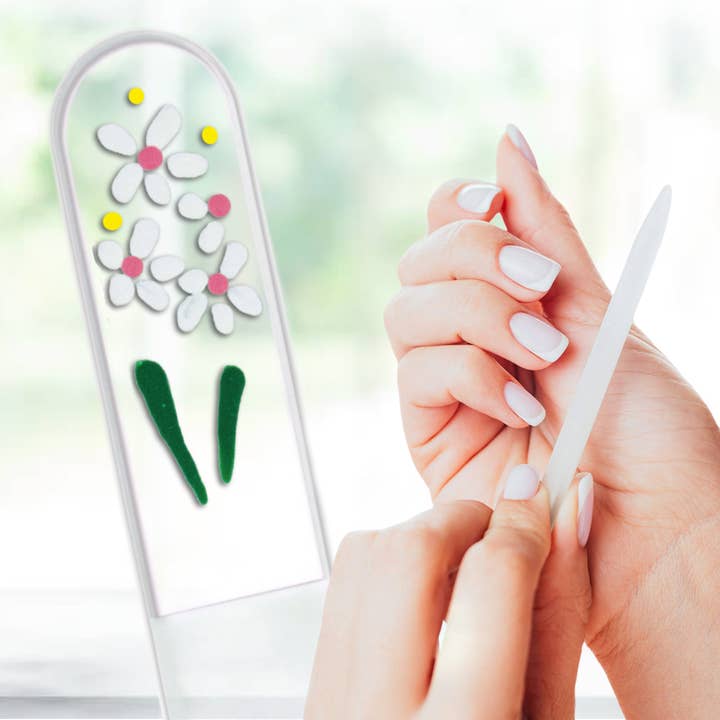 Bukett blomma tusensköna handmålad tjeckisk kristall nagelfil för wholesale av Classy Nail Files