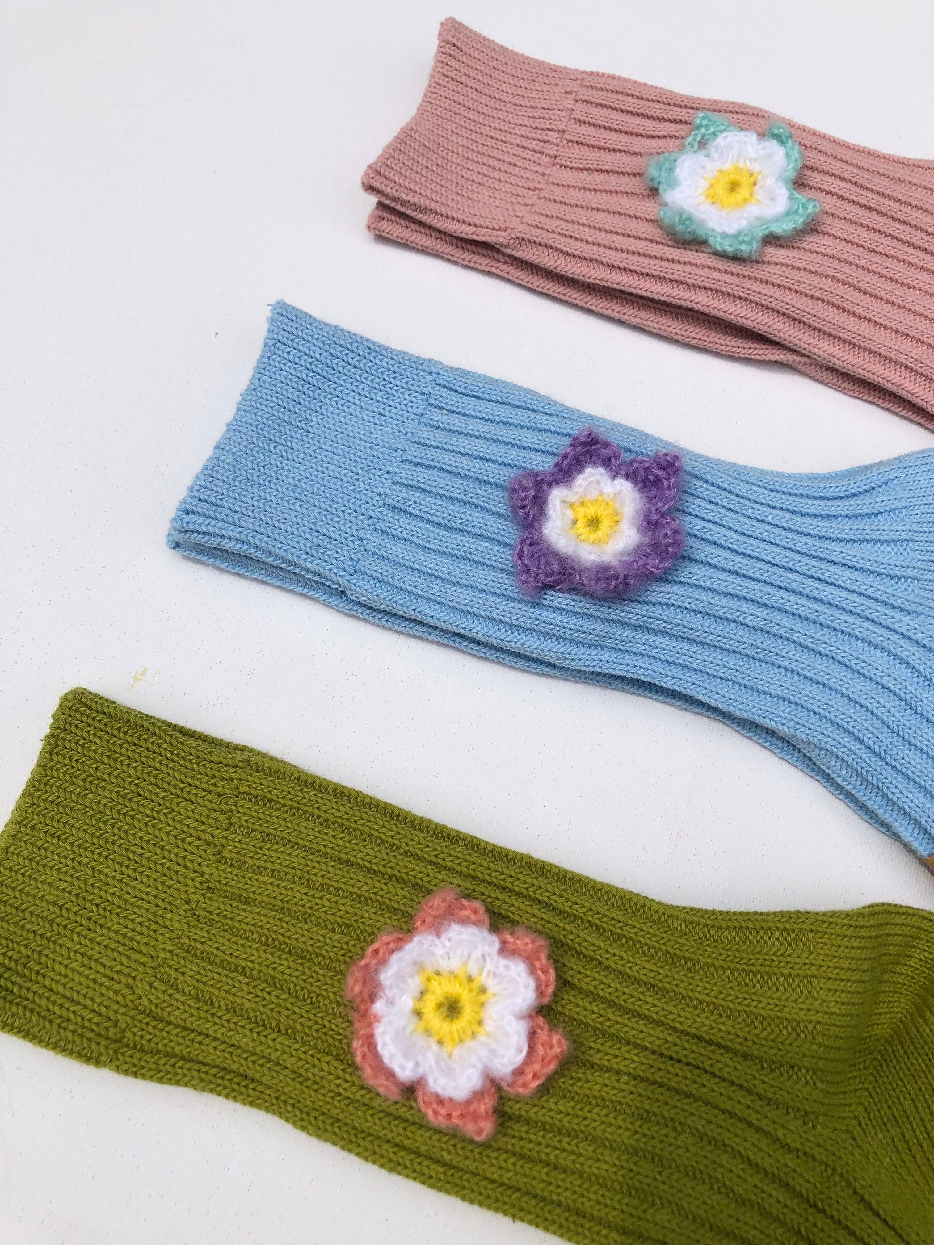 Billy Bamboo - Wholesale Socks - Women's - CROCHET DAFFODILS COTTON SOCKS3