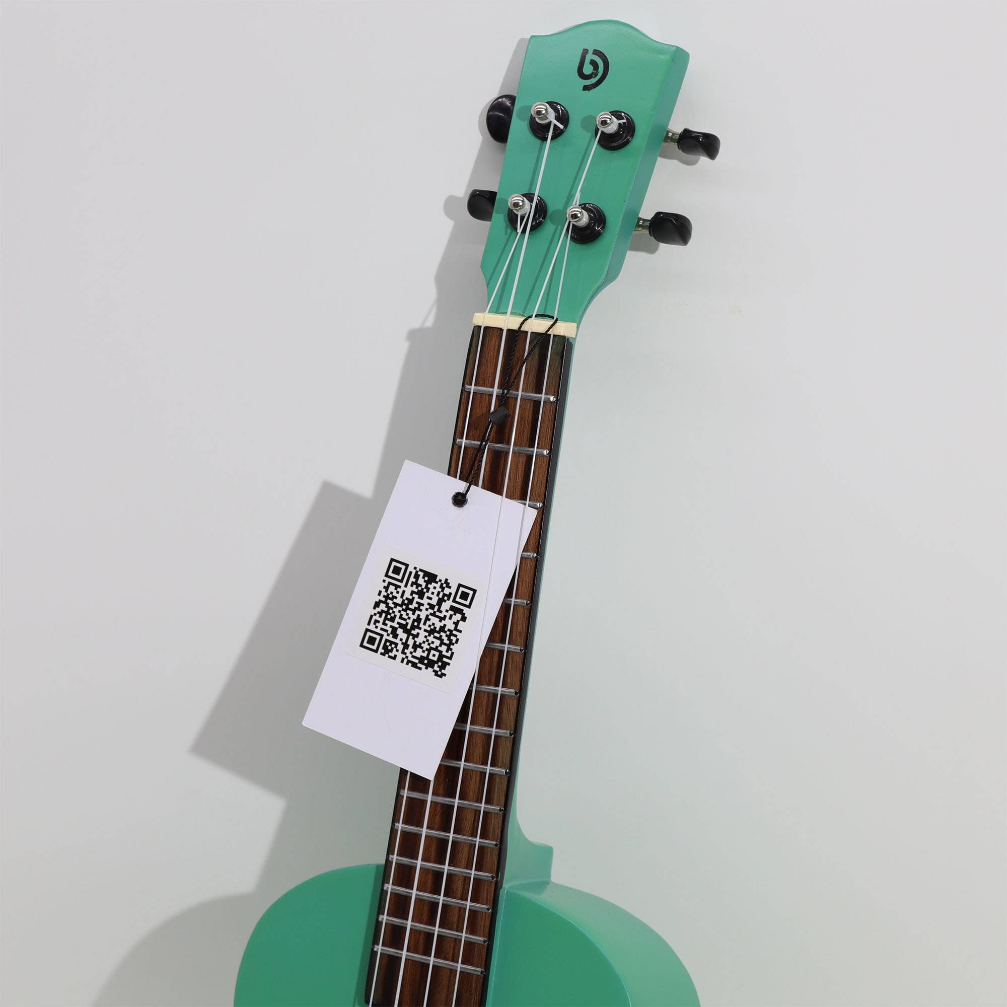 AWGifts Europe - Wholesale Musical Instrument - Wholesale Artisan Made Ukuleles
21