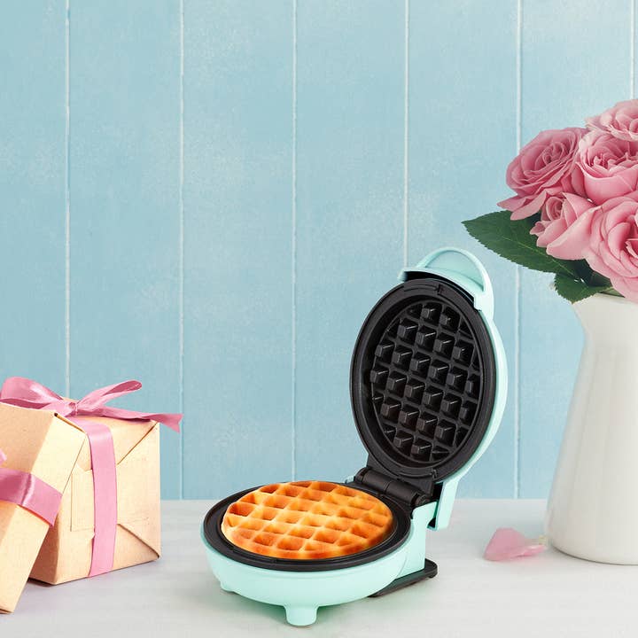 Holstein Housewares - Wholesale Kitchen Appliance - Personal Waffle Maker - 4 inch Mini - Assorted Colors 5