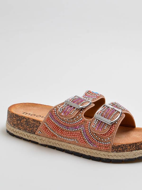 SANDALE PLATE AVEC STRASS pour la vente par SWEET MAGIC MODA Y COMPLEMENTOS