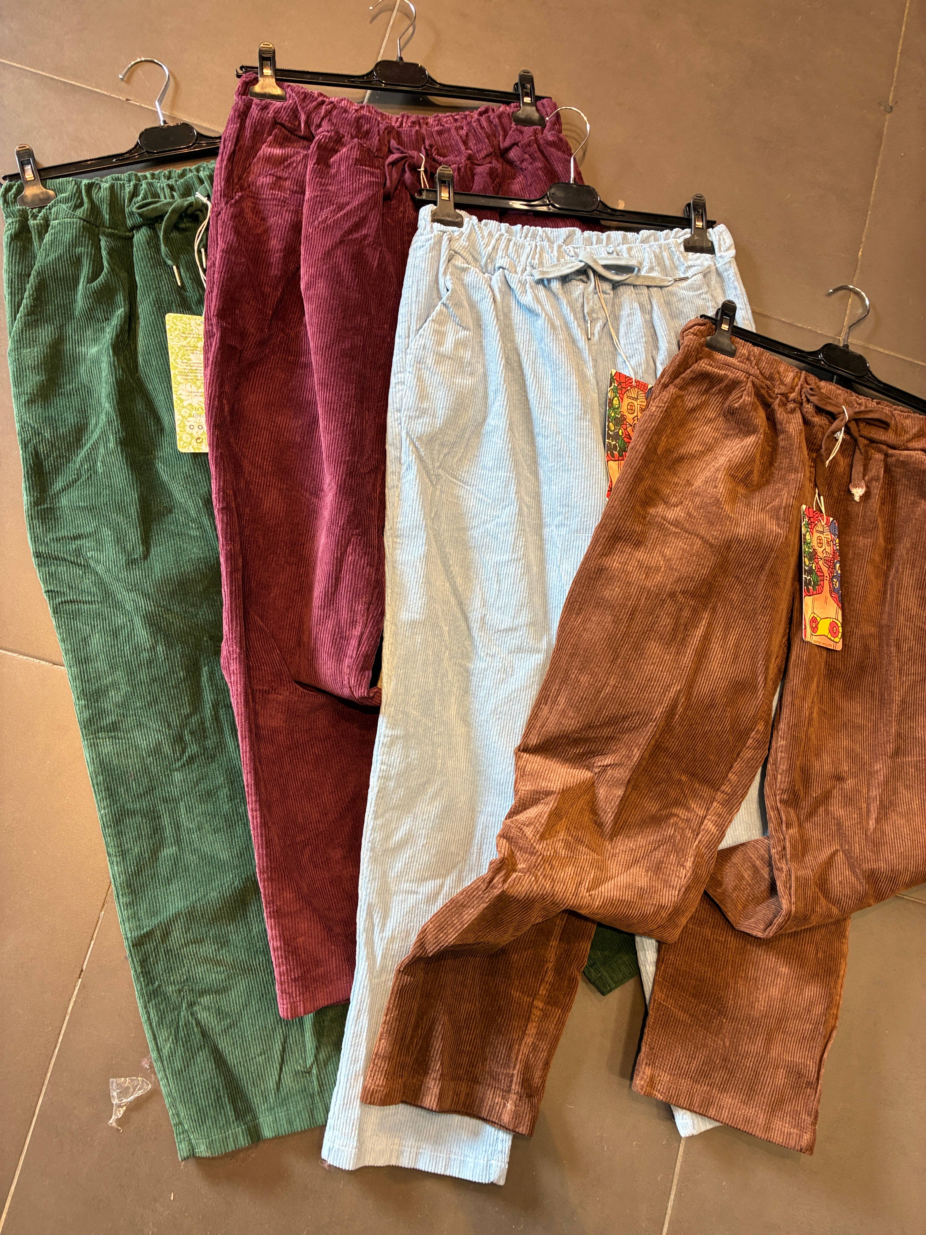 la maison des fibres naturelles – Großhandel Hose – Damen – Hose 68121 aus dickem Cord, 100 % Baumwolle10