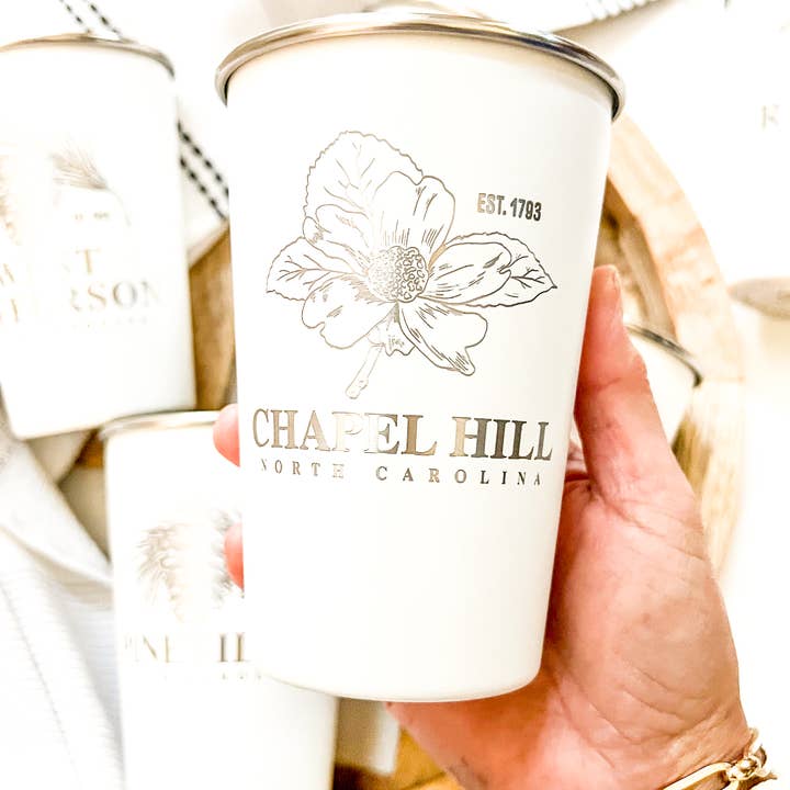 Mae Designs LLC - Wholesale Drinking Glass/Cup - Chapel Hill Engraved White Pint Cup0