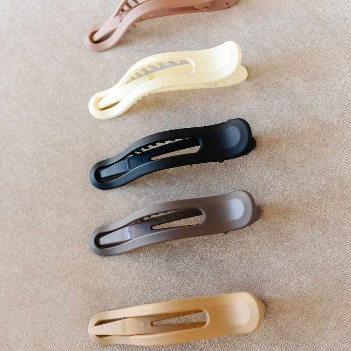 Shop ANDi - Wholesale Hair Clip - Women's - Alligator Claw Clip - Multiple Colors