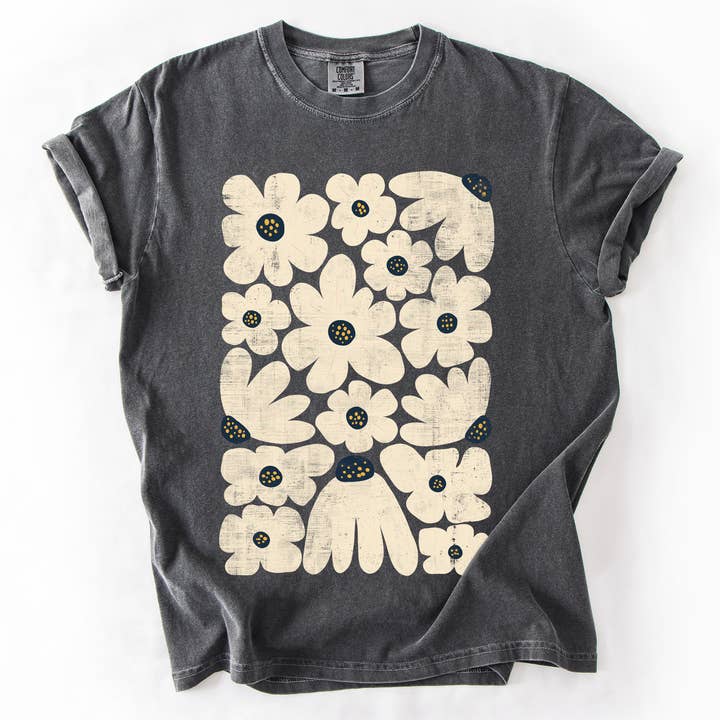 Refinery Number One LLC - Venta al por mayor Camiseta estampada - Unisex - Camiseta de flores crema Daisy Allover, bohemia vintage, naturaleza.7