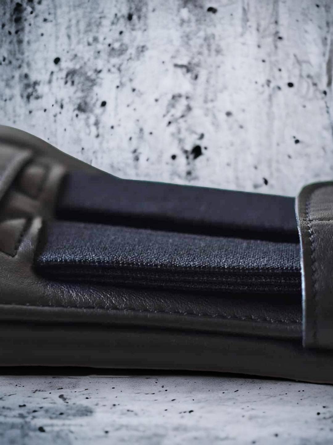 EPONIA EQUESTRIAN LIFESTYLE - Vente Équipement d’équitation - Sangle de dressage en cuir véritable doux4