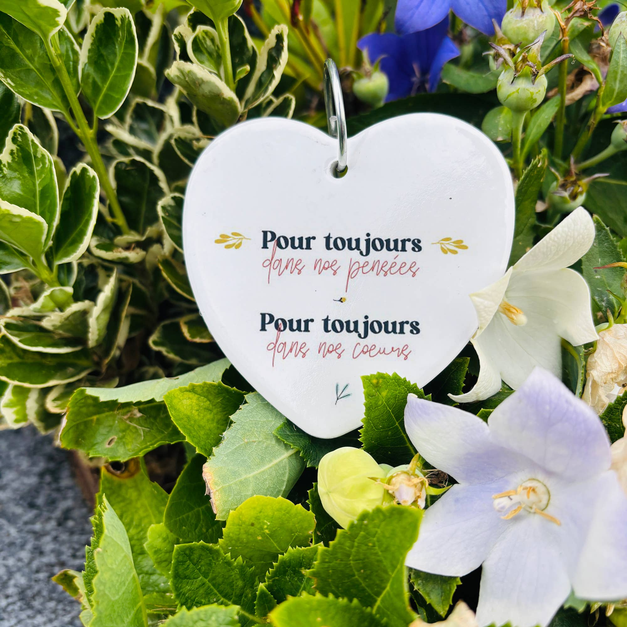 La vie en magenta - Wholesale Outdoor Ornament/Decor - Decorative funeral decoration, ceramic memorial keepsake1