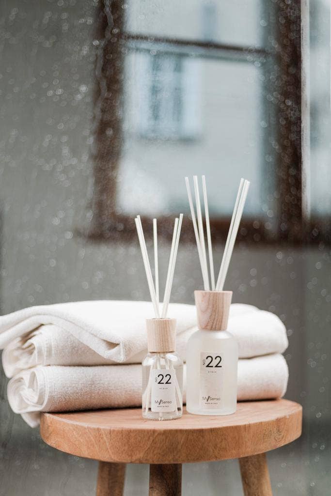 MySenso - Wholesale Reed Diffuser - Home fragrance 100ml N°22 Acqua, scent made in Italy1