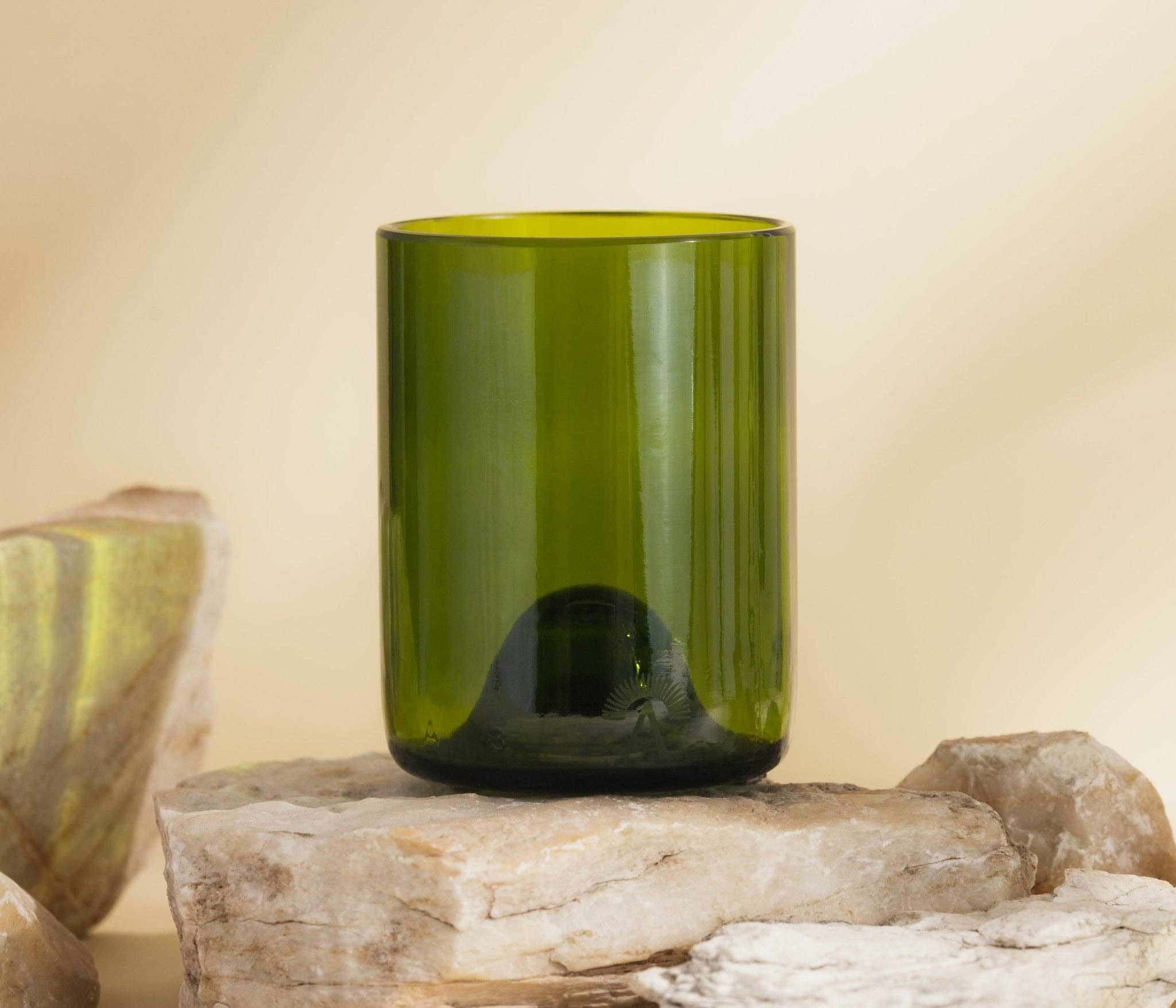 Amarzo – Engroshandel Drikkeglas/kop – Sæt med farvede eller sorte genbrugsglas i glas med blank overflade2