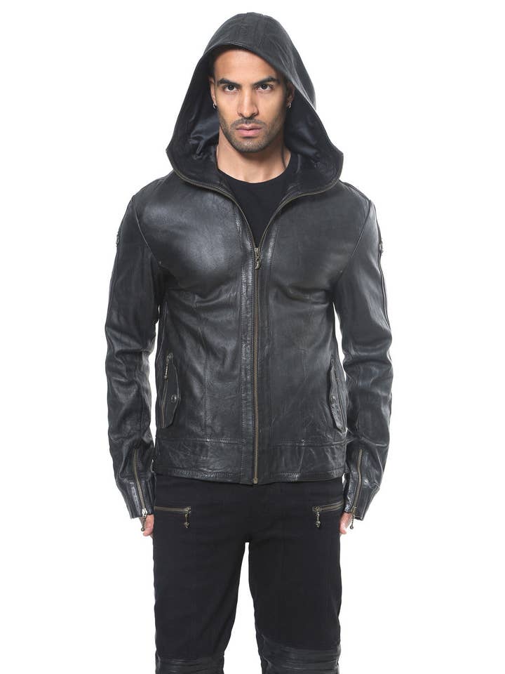 casaco de pele de alce com capuz - casaco de homem em pele com capuz por atacado de Jan Hilmer + Sparrow