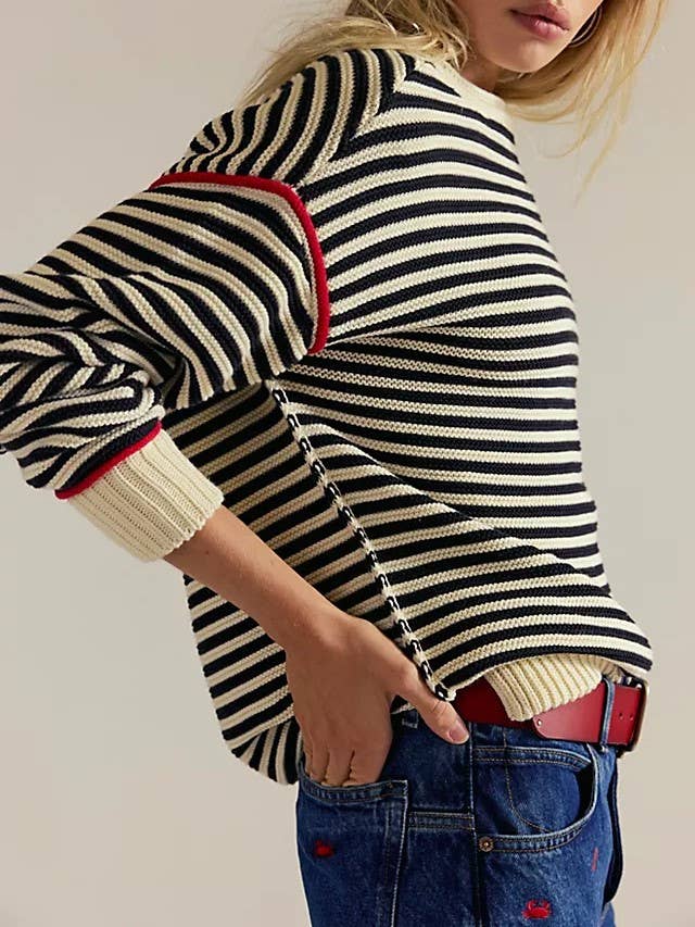 Rosa Clothing - Wholesale Knit Sweater - Women's - Dropped shoulders oversized Knit sweater Pullover in stripe8