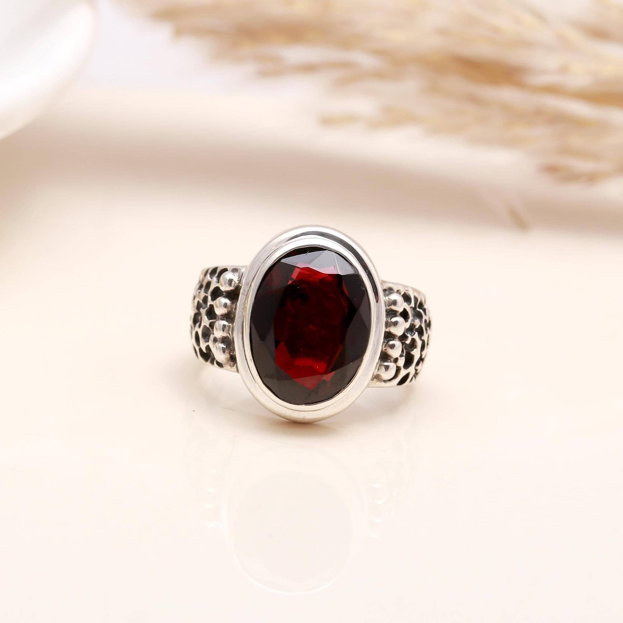 AG 925 JEWELLERY - Wholesale Cocktail/Statement Ring - 925 Silver Oval Garnet Ring3
